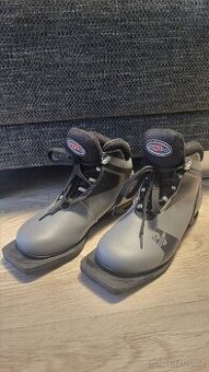 Jr.  boty na běžky Skol