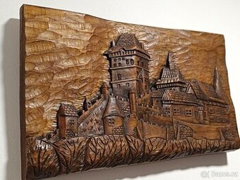 KARLŠTEJN - ručně vyřezávaný reliéf z masivu od D. Hornof
