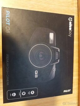 Kamera do auta Niceboy Pilot Q8 NOVÁ