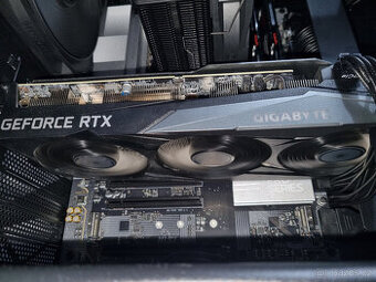 GIGABYTE RTX 3070 GAMING OC 8G - 1