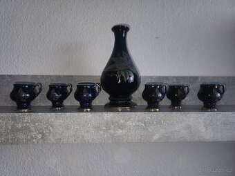 Porcelánová sada Victoria – kobalt se zlacením, váza + 6 lik