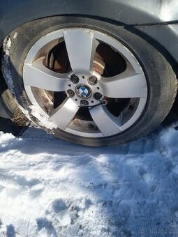 Různé sady - Kola BMW ORIGINÁL zimní / letní 225/50 R17
