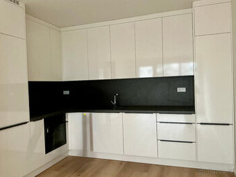 Pronájem nového 2+kk novostavbě SIJA Kamýk (YIT) – Prah