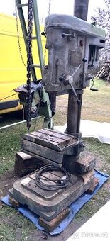 Sloupová vrtačka Tos VS 32