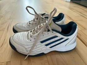 Tenisky Adidas vel. 32