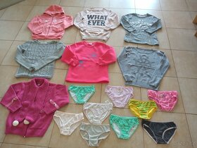 MIX oblečení dívčí vel.122/128