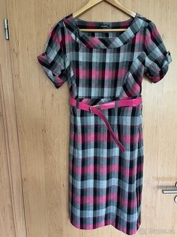 Dámské kostkované šaty