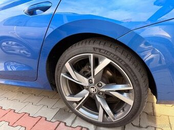 Škoda Octavia 4 RS R19 Draconis 7,5Jx19 ET 48 225/40R19