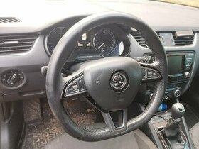 Škoda Octavia 3 volant