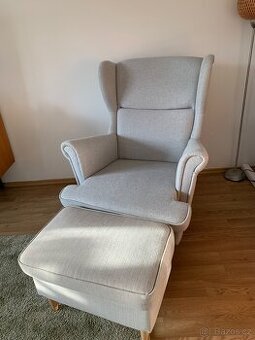 Kreslo + taburetka