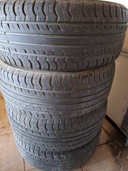 Letni pneu 195/55R15