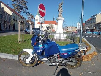 Prodám Honda Africa twin 750 XRV