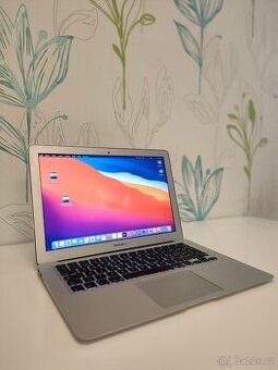 Apple MacBook Air 13-inch 2013 i-5/8Gb/256 SSD