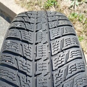 Zimní pneu 215/70 R16 1 kus - 1
