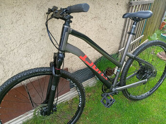 trekinkové kolo ghost square,vel 20",kola 28"