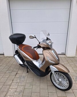 Piaggio Beverly 125i, cz doklady - velice hezká