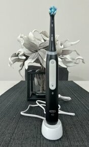 Síťová nabíječka BRAUN pro kartáček ORAL-B - 1