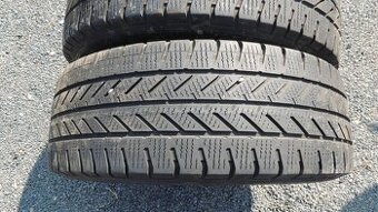 2ks zimních pneu Fulda 225/65/16C,dot 33/22