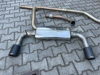 Abarth 500 laděný výfuk Scorpion