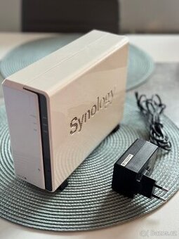 Synology DS115j + 2TB WD Red
