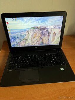 HP Zbook 15 G3- core i7 - 32 GB ram- 512 SSD disk+ nabíječka