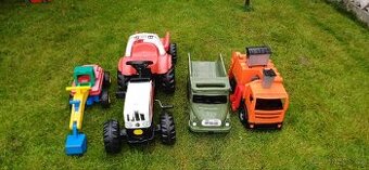Šlapací traktor, tatra ,popelářské auto, bagr hračky