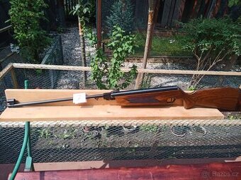 Vzduchovka Slavia 631 lux + krabice