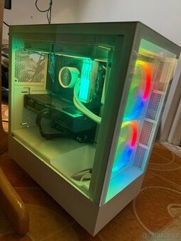 Prodám custom postavený Počítač