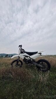Cross 125 pitbike