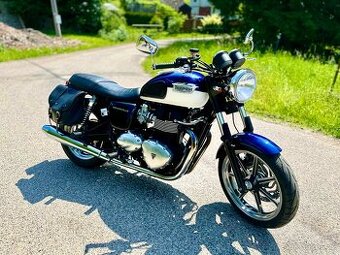 Triumph Bonneville T100/mazda Mx5/Bmw Z3/4