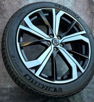 Zimní top sada Volvo XC60 255/40R21 102V