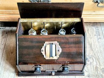 Rádio Telefunken 4A, rok 1928, Německo