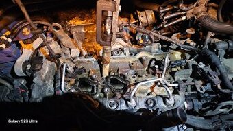 demontaz zadpecenych vstrikovacu odvrtani zhavicich svicek