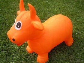 Hopsadlo skákadlo Kravička