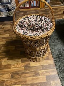 Proutěný koš na prádlo