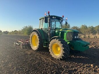John Deere 6320