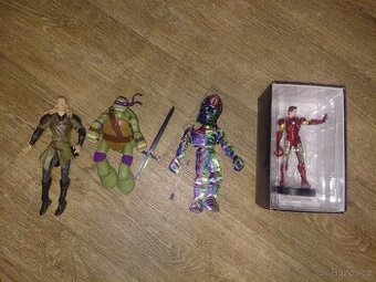 Figurky Ironman, rytíř, želva Ninja, Legolas
