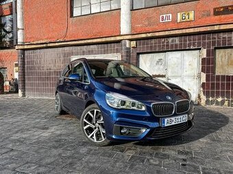 BMW Rad 2 Active Tourer 2 218d Luxury Line A/T