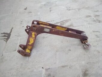 Jeřábové rameno a paletovací vídle i vidle na slámu