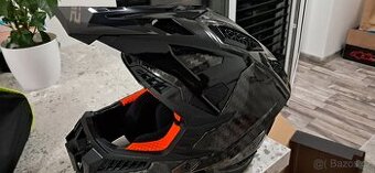 LS2 MX 703 X-force , karbon vel.S.