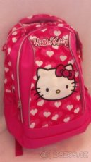 Target školní batoh: Hello Kitty, hearts