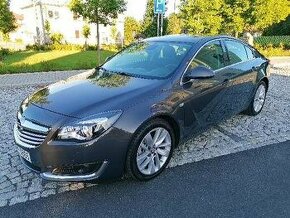 Opel Insignia 2,0cdti 103kw 2015,plny servis Opel, top