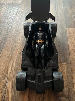 Batman s batmobilem