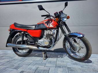 Jawa 350/638 s doklady a malou spz