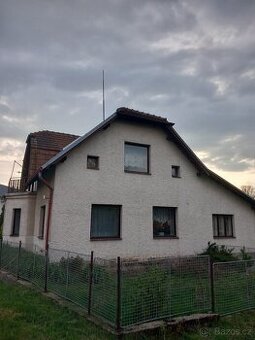 Č. Ráj. Statek 2xRD, 2 x Hala  + pozemky