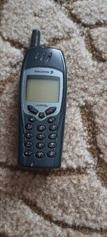 5 mobilních telefonú