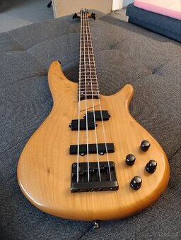 Basová kytara Ibanez SR500 (1997, Korea)
