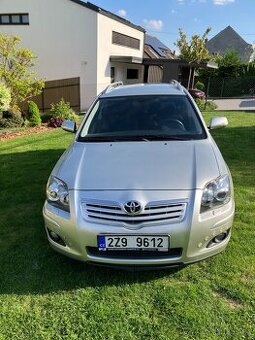 Prodám Toyota Avensis, kombi Motor: 1.8 VVT-i