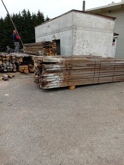 Demolice scela zdarma a uklit cele stavby