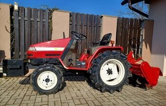 Yanmar Ke 4 UFO. 3 válcový diesel, 15 HP, 4x4 - 1